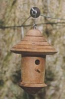 miniature birdbox; Ø 4 x 6 cm