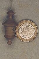 micro birdbox on Greec Euro coin; Ø 1,5 x 3,5 cm