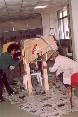 Jos Djuwadi, Ren de Jong and Hans Huijsman Painting WereldBoe